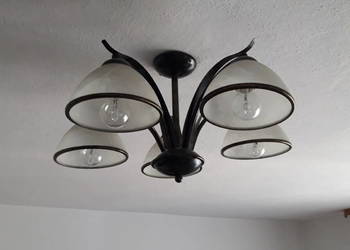 Żyrandol metalowy pięć ramion