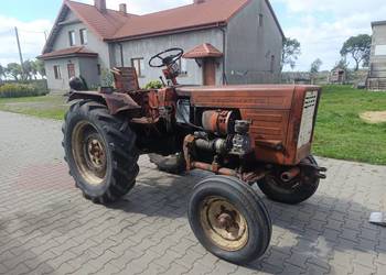 Ciągnik Wladimirec T25 z papierem