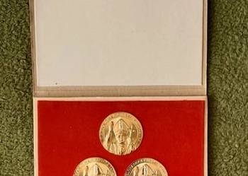 Pozłacany komplet 6 medali II Krajowy Kongres Eucharystyczny 1987r. Błysk.