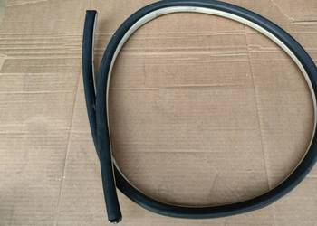 Uszczelka lewych drzwi kierowcy Mercedes CLK w209
