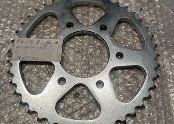Kawasaki Z650 Zębatka 42041/165/1466-42 V635 Kawasaki Z650 Zębatka 42041/165/1466-42 V635
