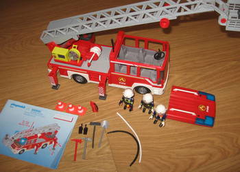 Samochód strażacki z drabiną 9463  - komplet + bonus