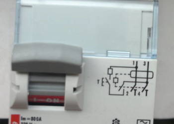 Wyłącznik różnicowo-prądowy Typ A ; 80A ; 30mA 230V~ Legrand
