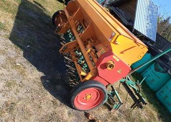 Sprzedam siewnik 3 m Sprzedam siewnik 3 m