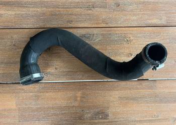 8W0145738F Przewód powietrza Audi a4 B9
