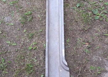 Nowy,Fiat 126 p.Próg ze starych zapasów