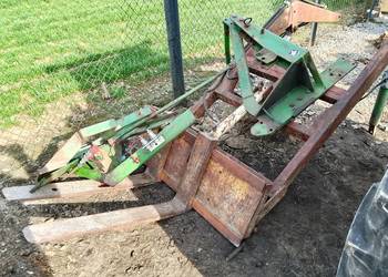 Ładowacz czołowy John Deere 1640, 2140 oraz inne.