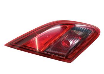 LAMPA TYŁ W KLAPĘ LEWA  39012623 Opel Corsa V (2014-  ) E