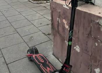 Hulajnoga  elektryczna kaabo mantis 8