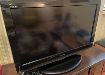 Telewizor Toshiba LCD 32" – sprawny, mało używany