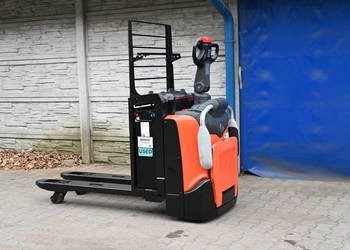 Paleciak elektryczny Toyota BT LPE 200 2000kg 2016rok FHP 319