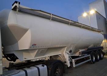 Silonaczepa Feldbinder 63m3 2008r