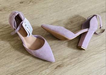 Buty wrzosowe na obcasie