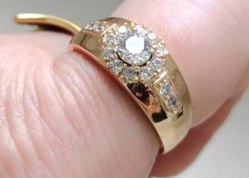 Pierścionek z cyrkonią