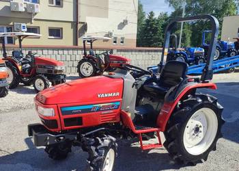 Traktorek Japoński YANMAR AF 220 o mocy 20 KM 4X4 Wspomaganie kierownicy