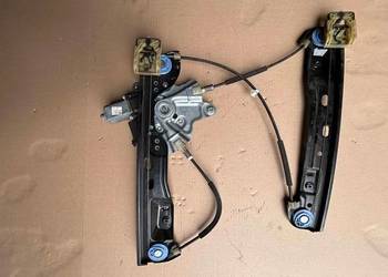 Podnośnik szyby lewy przód Opel insignia 20951452