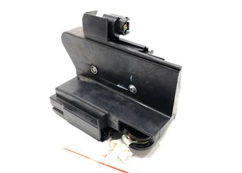 ZAMEK DRZWI PRAWY TYŁ DACIA DUSTER SUV 825020888R