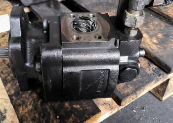 POMPA ŁADOWARKA MANITOU MLT 731 03580501 HYDRAULICZNA