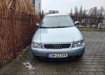AUDI A3 1.6 AMBIENTE 5D
