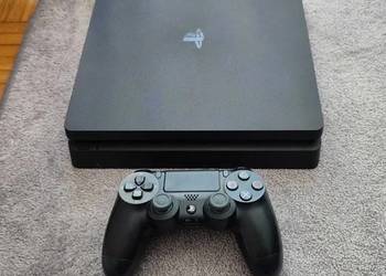 konsola PlayStation 4