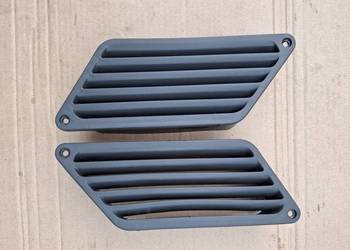 Boczne wloty powietrza kratki wlotu Fiat 126p Maluch Elegant El
