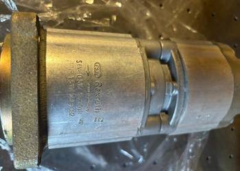 Pompa Hydrauliczna Rexthrot  dwu członowa zębata Nr:0517665018 Pompa Hydrauliczna Rexthrot  dwu członowa zębata Nr:0517665018