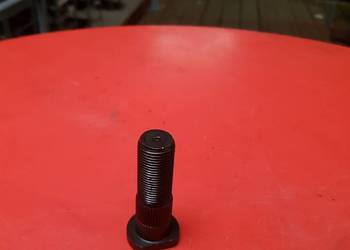 Szpilka koła M18/1,5 długa PRONAR