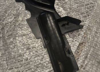 Mocowanie wypełnienie osłona plastik Yamaha Honda BMW M177