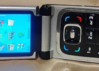 Nokia 6131 RM-115 + ładowarka