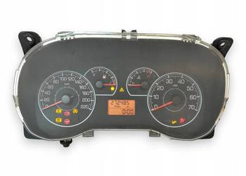 LICZNIK ZEGARY Fiat Grande Punto 1.4 T-JET 1.3 M-JET 272 485km europa