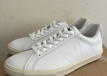 Buty/Sneakersy Veja Esplar Leather