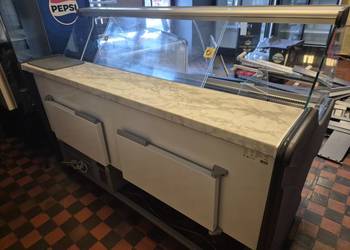 „Lada chłodnicza WEGA 180 cm 2024 rok — jak nowa — sklepowa”