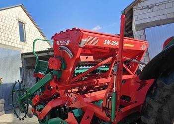 Siewnik nabudowany Agro-Masz SN 300