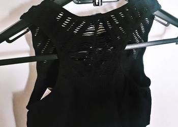 Crop top RESERVED 38 M czarny prążkowany