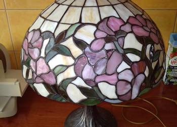 Lampa witrażowa Tiffaniego