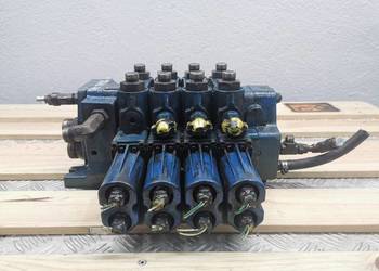 CAT TH 408 {Rozdzielacz hydrauliczny Rexroth ASX02}