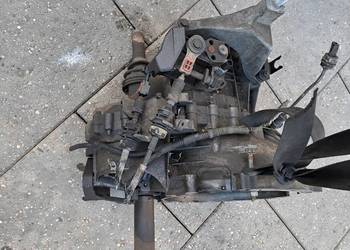 Ford Mondeo 2.0 16V 144KM skrzynia biegów 1S7R-7F096