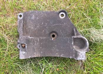 ŁAPA ALTERNATORA 028903143AD VW GOLF III