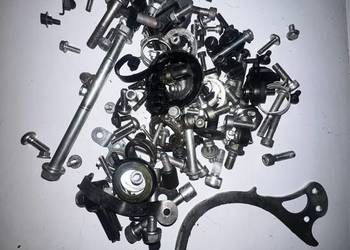 śruby śrubki komplet Honda CB 650 R 2023r