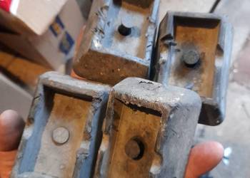 Łapy/wsporniki do podnoszenia auta BMW Z4 e85