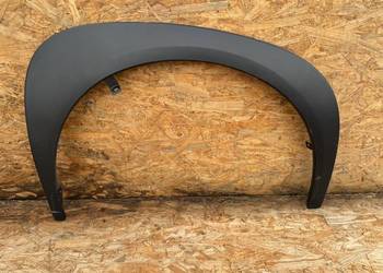 Listwa błotnika przód prawa rh Toyota aygo x 75601-0H020 75611-0H010