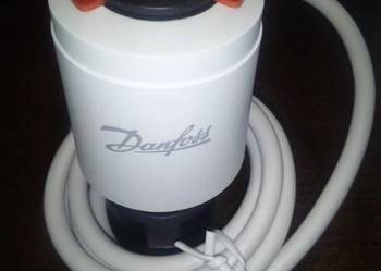 Siłownik TWA-A NC 230V 1,2M (088H3112) Danfoss