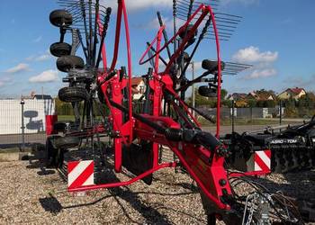 Nowa zgrabiarka dwukaruzelowa SIP STAR R 870/26 TC