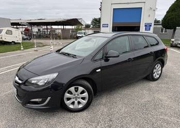 Opel Astra J 1.4 BENZYNA Klimatronik Tempomat Ledy Kamera Nawigacja