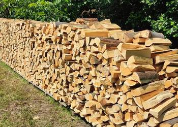 Drewno Kominkowe Stęszew | Suche | Dostawa | Sprawdź Przed Odbiorem