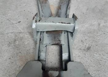 Rama zaczepy dolnego c360