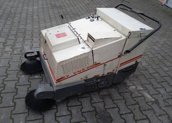 Zamiatarka samojezdna spalinowa do kostki, betonu, obory, magazynu WAYNE 5…
