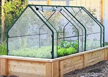 Szklarnia ogrodowa