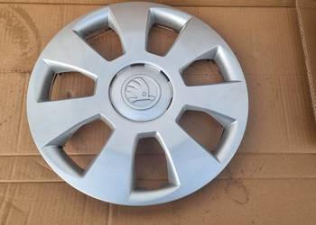 SKODA FABIA III RAPID KOŁPAK 15"  ORG 6V0601147