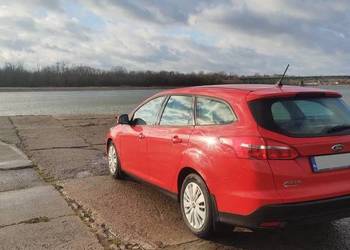 Focus Mk3 2018 benz 1.6 (105KM) "Race-Red" - Warszawa